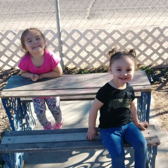 Meet your Posher, Sofia - Picture 1 of 1